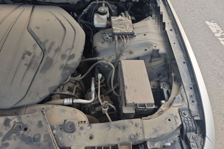 Used Hongqi H9 2020 2.0T Smart Connect Flagship Edition Engine Bay Left