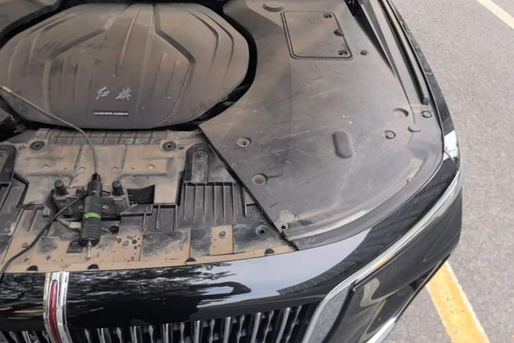 Used Hongqi H9 2020 2.0T Smart Connect Flagship Edition Engine Bay Left