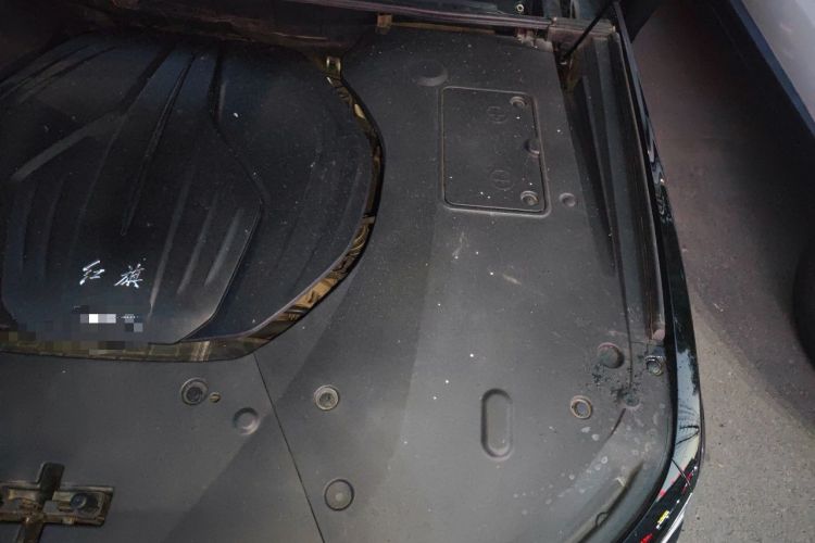 Used Hongqi H9 2020 2.0T Smart Connect Flagship Edition Engine Bay Left
