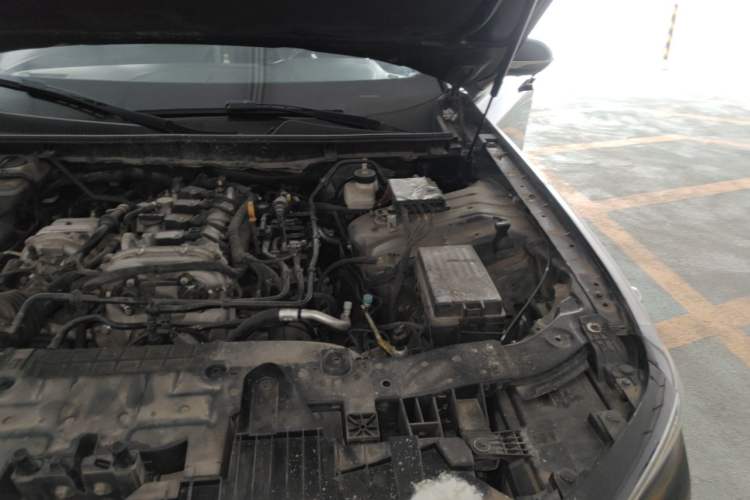 Used Hongqi H9 2020 2.0T Smart Connect Flagship Edition Engine Bay Left