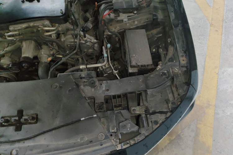 Used Hongqi H9 2020 3.0T Smart Connect Flagship Edition Engine Bay Left