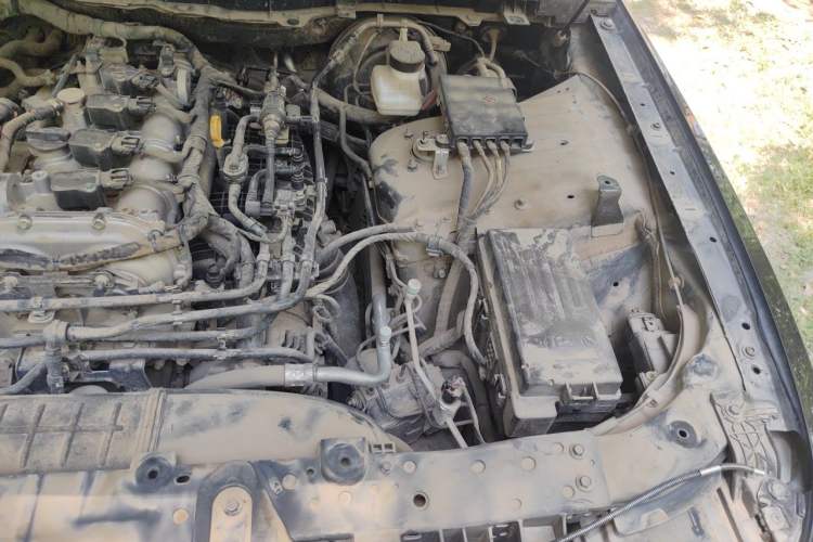 Used Hongqi H9 2020 2.0T Smart Connect Flagship Edition Engine Bay Left