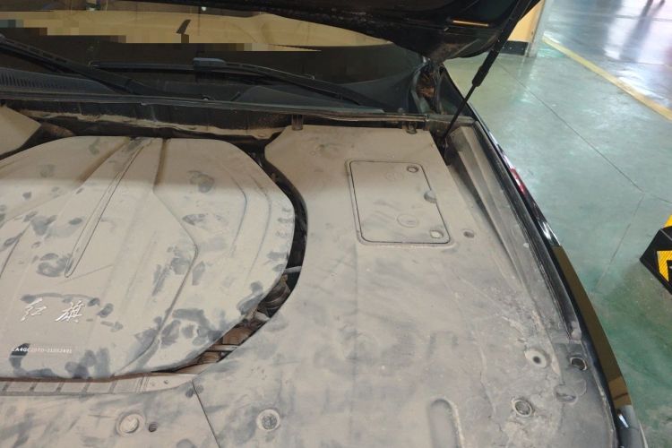 Used Hongqi H9 2020 2.0T Smart Connect Flagship Edition Engine Bay Left