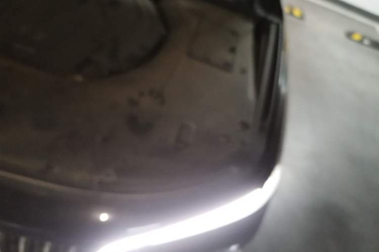 Used Hongqi H9 2020 2.0T Smart Connect Flagship Edition Engine Bay Left