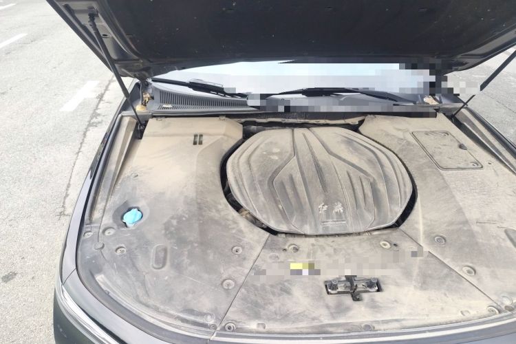 Used Hongqi H9 2020 2.0T Smart Connect Flagship Edition Engine Bay Right