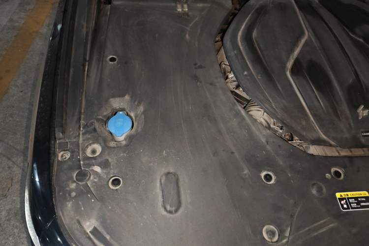 Used Hongqi H9 2020 2.0T Smart Connect Flagship Edition Engine Bay Right