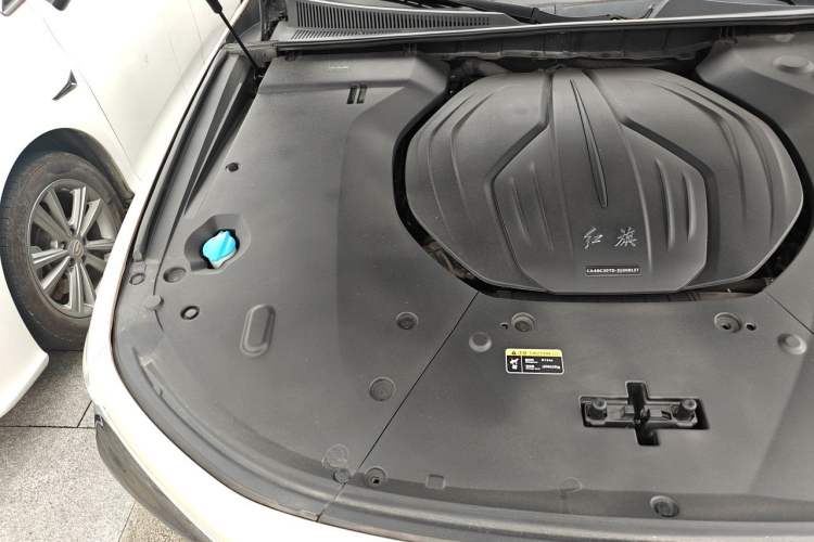 Used Hongqi H9 2020 2.0T Smart Connect Flagship Edition Engine Bay Right