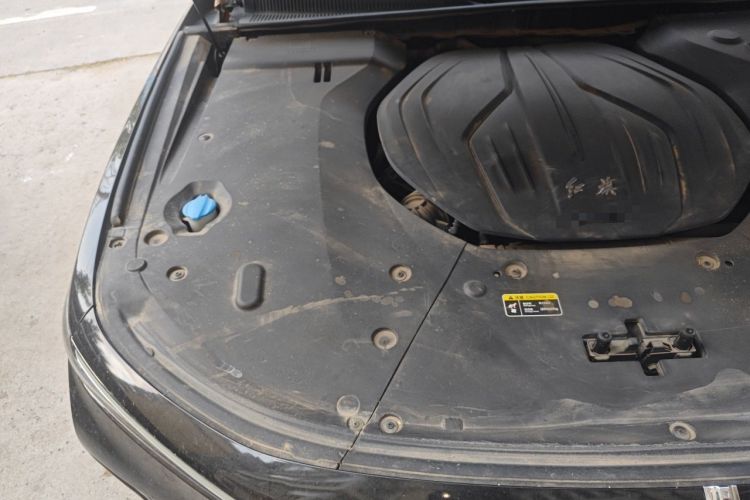 Used Hongqi H9 2020 2.0T Smart Connect Flagship Edition Engine Bay Right
