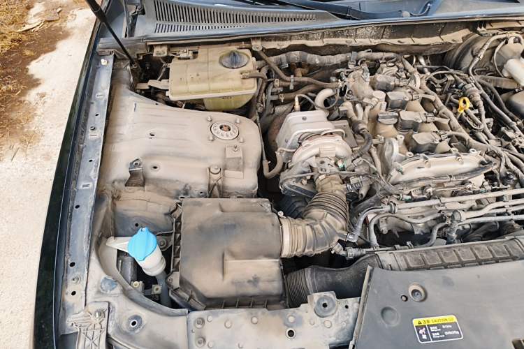 Used Hongqi H9 2020 2.0T Smart Connect Flagship Edition Engine Bay Right