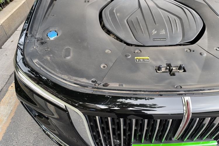 Used Hongqi H9 2020 2.0T Smart Connect Flagship Edition Engine Bay Right