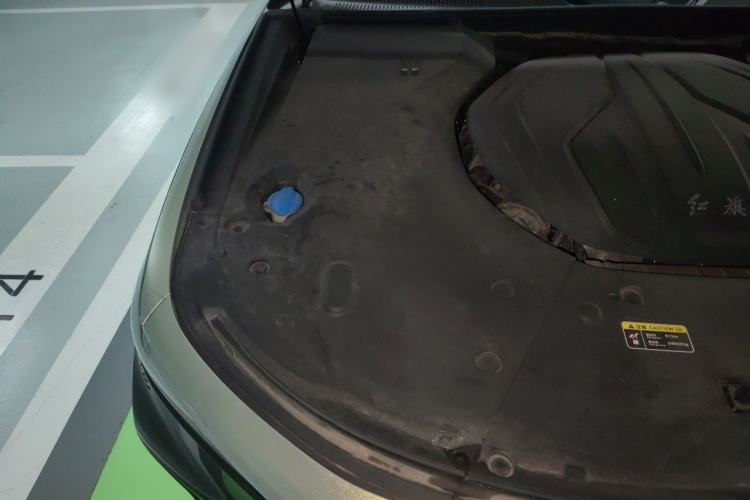 Used Hongqi H9 2020 2.0T Smart Connect Flagship Edition Engine Bay Right