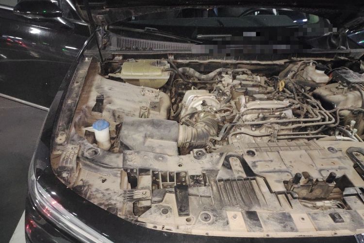 Used Hongqi H9 2020 2.0T Smart Connect Flagship Edition Engine Bay Right
