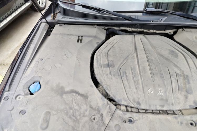 Used Hongqi H9 2020 2.0T Smart Connect Flagship Edition Engine Bay Right
