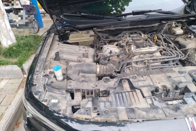 Used Hongqi H9 2020 2.0T Smart Connect Flagship Edition Engine Bay Right