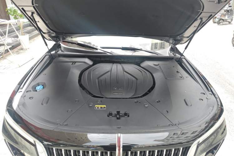 Used Hongqi H9 2020 Revised Version 2.0T Smart Connect Flagship Edition Engine Bay