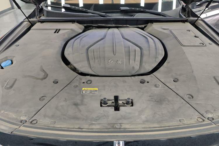 Used Hongqi H9 2020 2.0T Smart Connect Flagship Edition Engine Bay