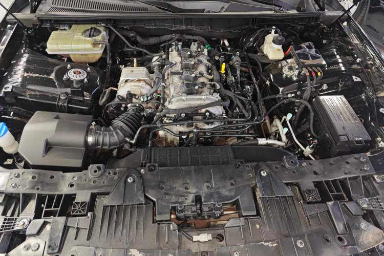 Used Hongqi H9 2020 2.0T Smart Connect Flagship Edition Engine Bay