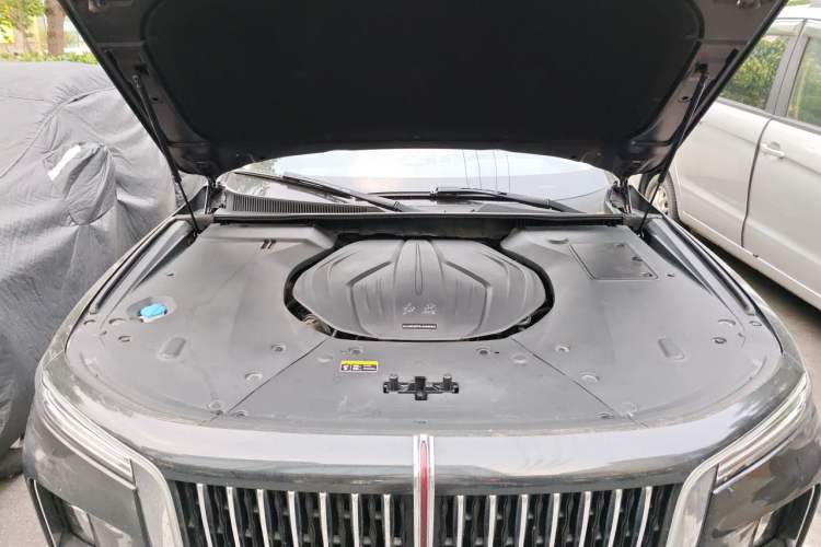 Used Hongqi H9 2020 2.0T Smart Connect Flagship Edition Engine Bay