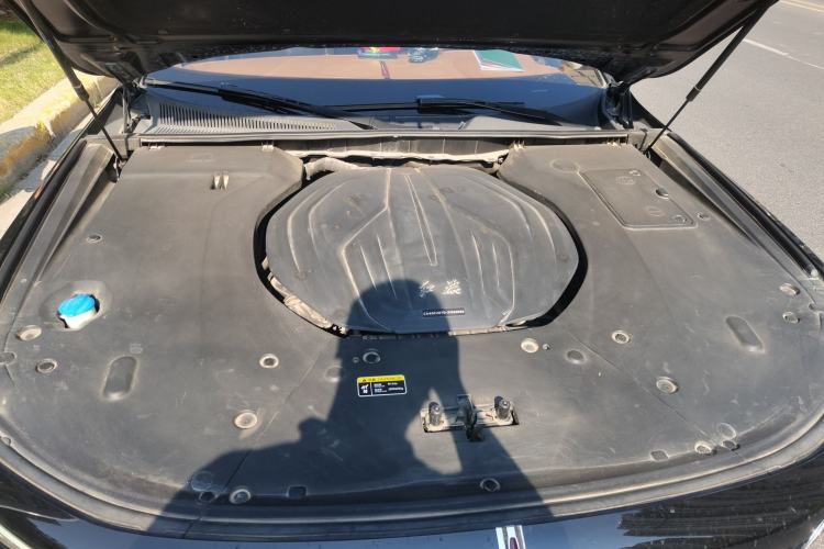Used Hongqi H9 2020 2.0T Smart Connect Flagship Edition Engine Bay