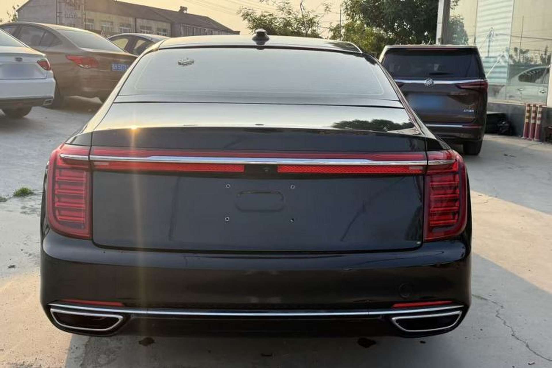 Used Hongqi H9 2020 2.0T Smart Connect Flagship Edition Exterior 2