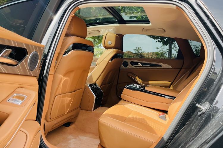Used Hongqi H9 2020 2.0T Smart Connect Flagship Edition Exterior 4