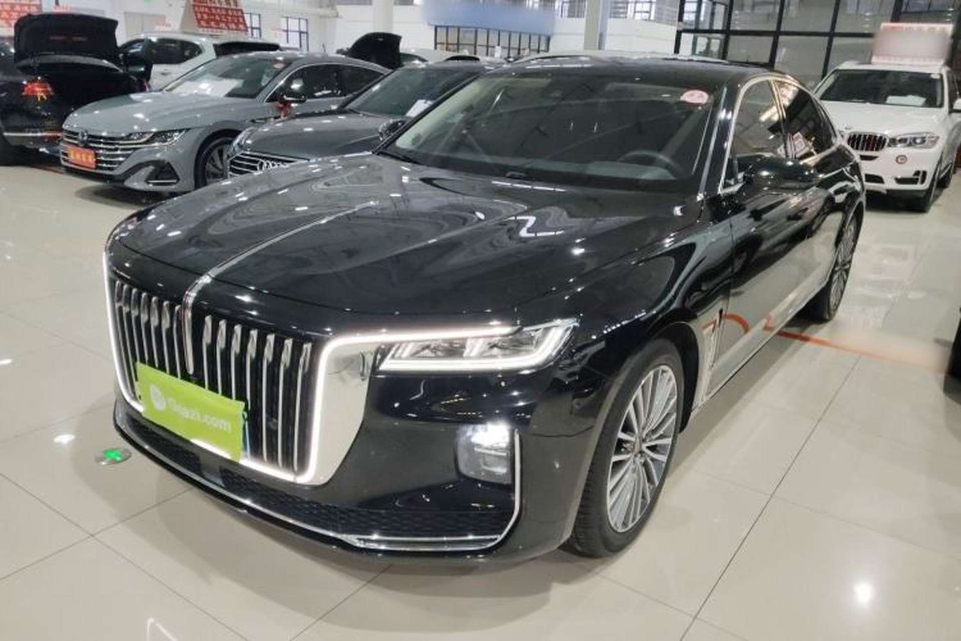 Used Hongqi H9 2020 3.0T Smart Connect Flagship Edition Front Left 45 Deg