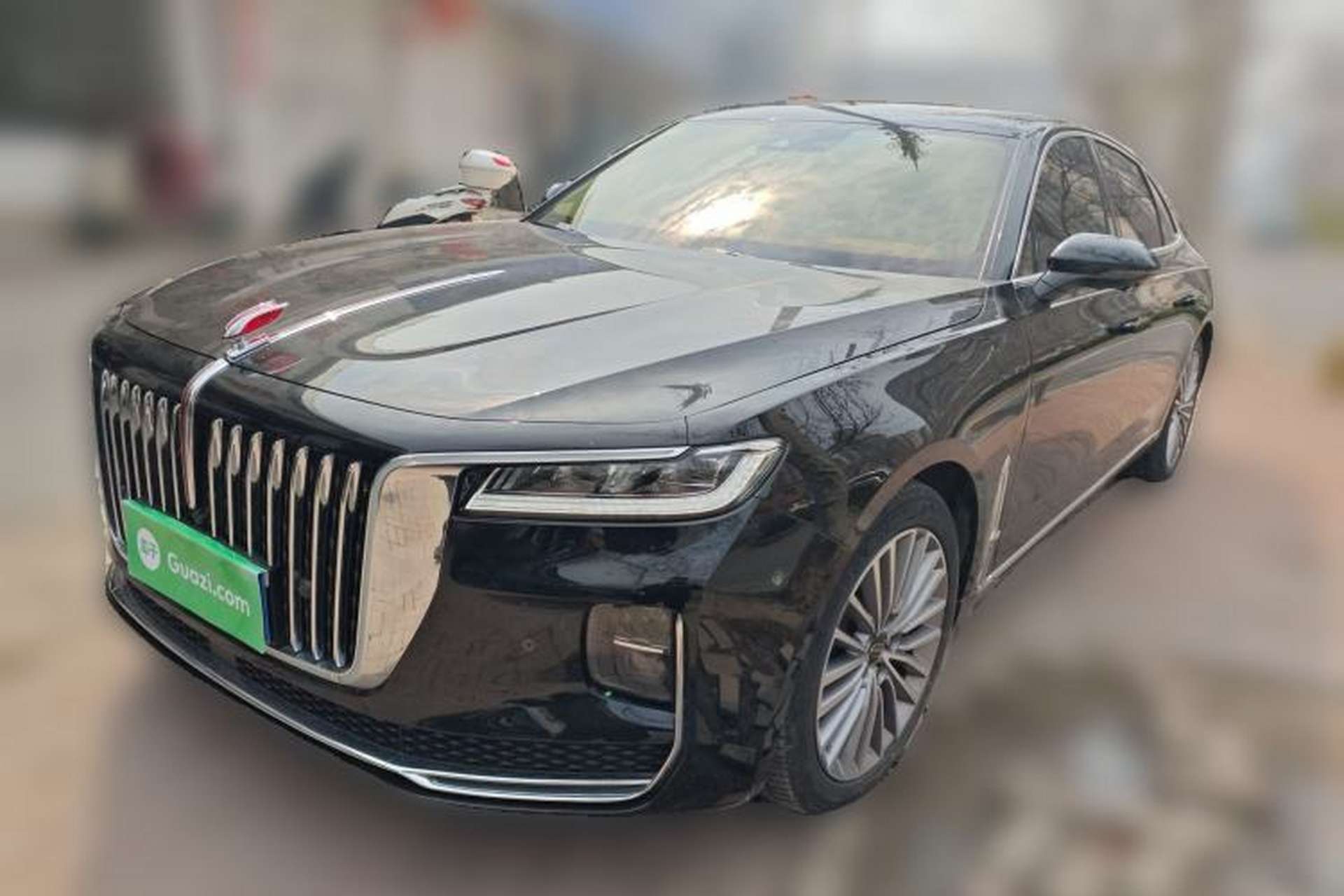 Used Hongqi H9 2020 2.0T Smart Connect Flagship Edition Front Left 45 Deg