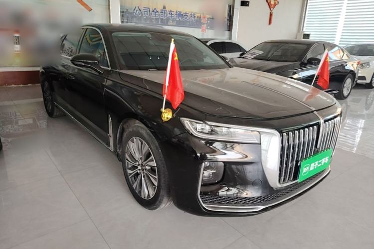 Used Hongqi H9 2020 2.0T Smart Connect Flagship Edition Front Right 45 Deg