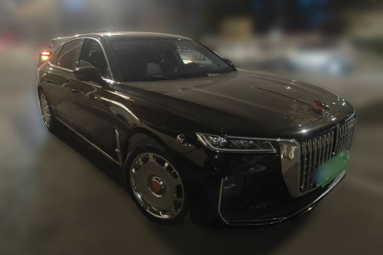 Used Hongqi H9 2020 2.0T Smart Connect Flagship Edition Front Right 45 Deg