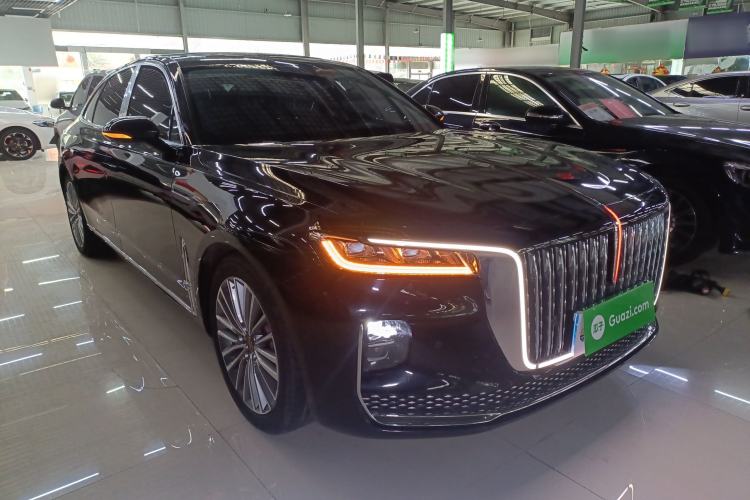 Used Hongqi H9 2020 2.0T Smart Connect Flagship Edition Front Right 45 Deg