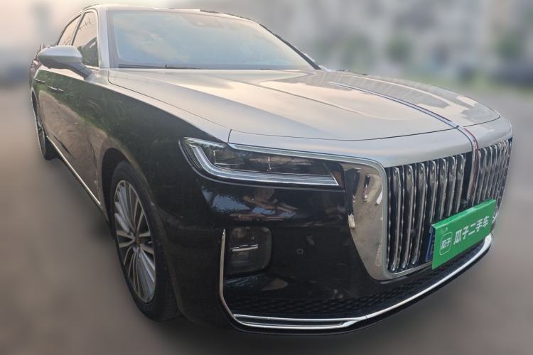 Used Hongqi H9 2020 2.0T Smart Connect Flagship Edition Front Right 45 Deg