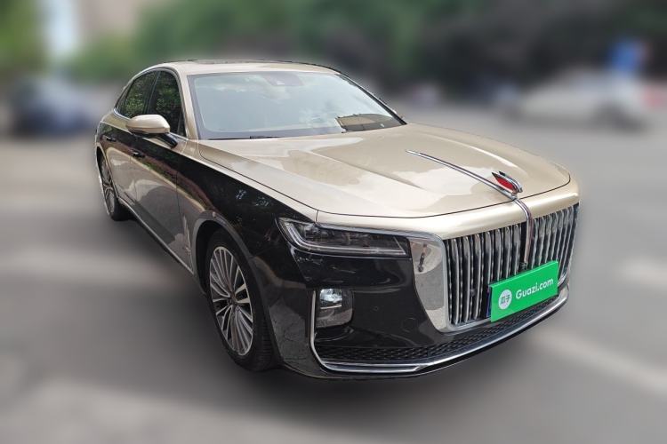 Used Hongqi H9 2020 2.0T Smart Connect Flagship Edition Front Right 45 Deg