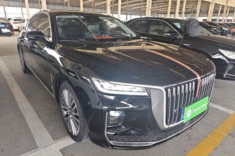 Used Hongqi H9 2020 2.0T Smart Connect Flagship Edition Front Right 45 Deg