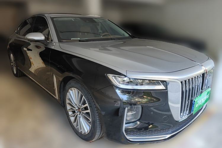 Used Hongqi H9 2020 2.0T Smart Connect Flagship Edition Front Right 45 Deg