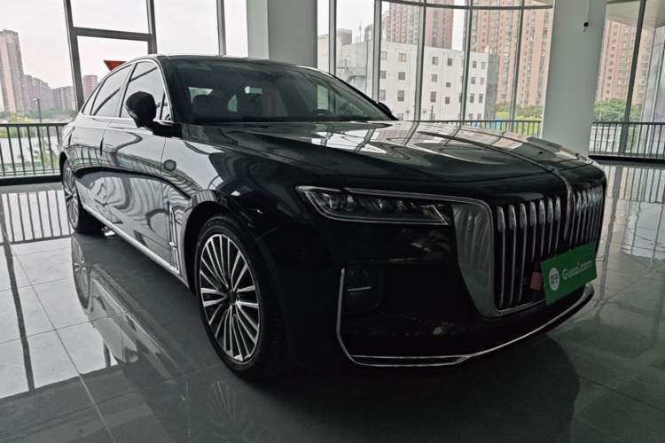 Used Hongqi H9 2020 2.0T Smart Connect Flagship Edition Front Right 45 Deg