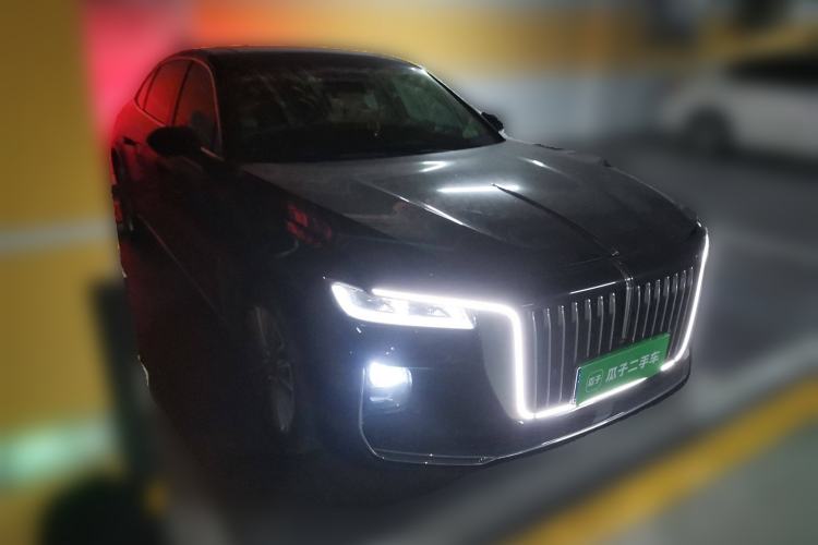 Used Hongqi H9 2020 2.0T Smart Connect Flagship Edition Front Right 45 Deg