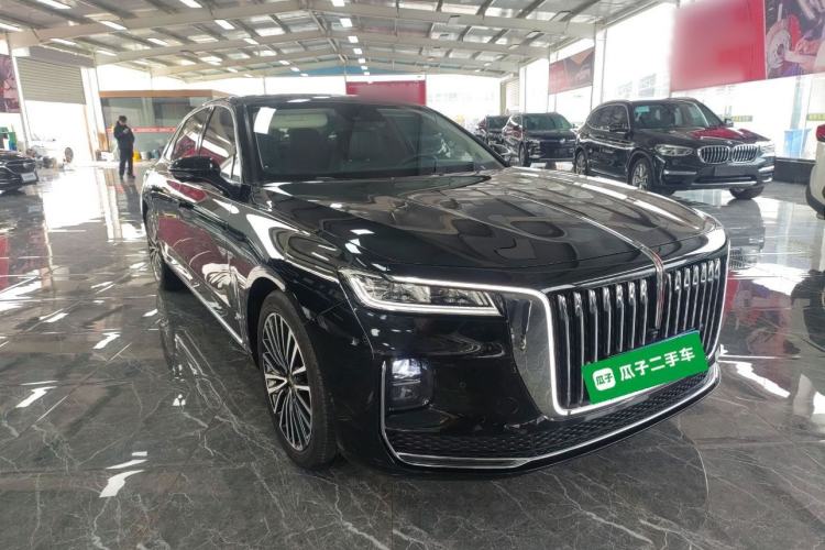 Used Hongqi H9 2020 2.0T Smart Connect Flagship Edition Front Right 45 Deg