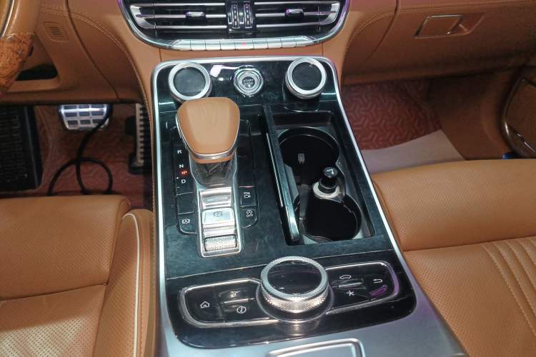 Used Hongqi H9 2020 2.0T Smart Connect Flagship Edition Gear Lever