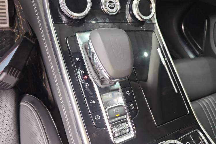 Used Hongqi H9 2020 3.0T Smart Connect Flagship Edition Gear Lever