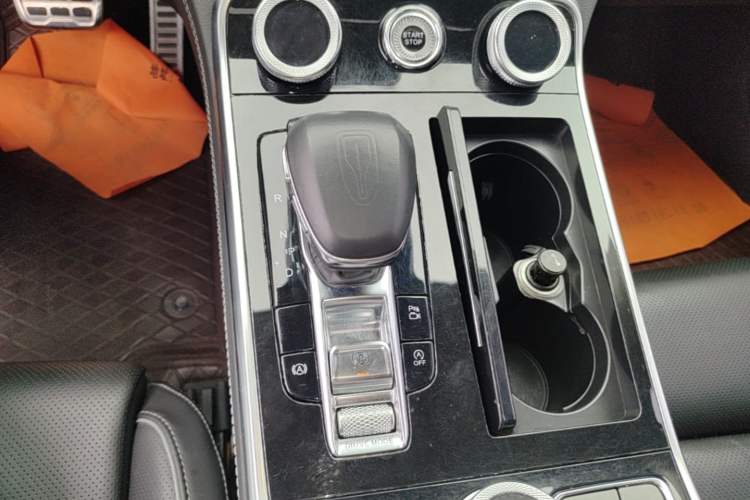 Used Hongqi H9 2020 2.0T Smart Connect Flagship Edition Gear Lever
