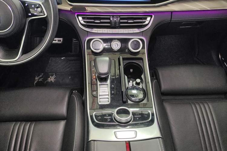 Used Hongqi H9 2020 2.0T Smart Connect Flagship Edition Gear Lever