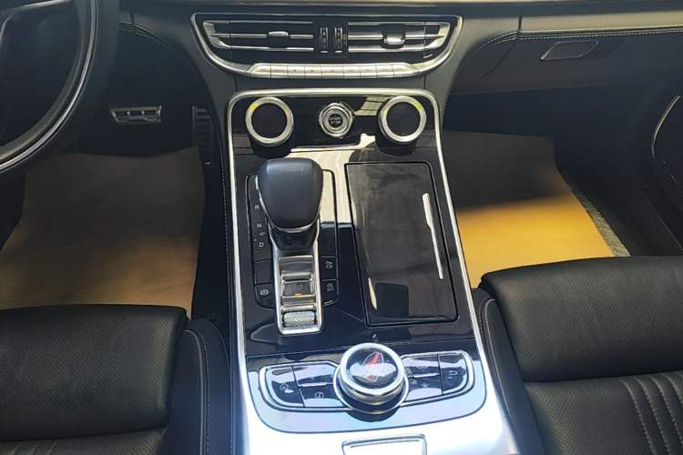 Used Hongqi H9 2020 2.0T Smart Connect Flagship Edition Gear Lever