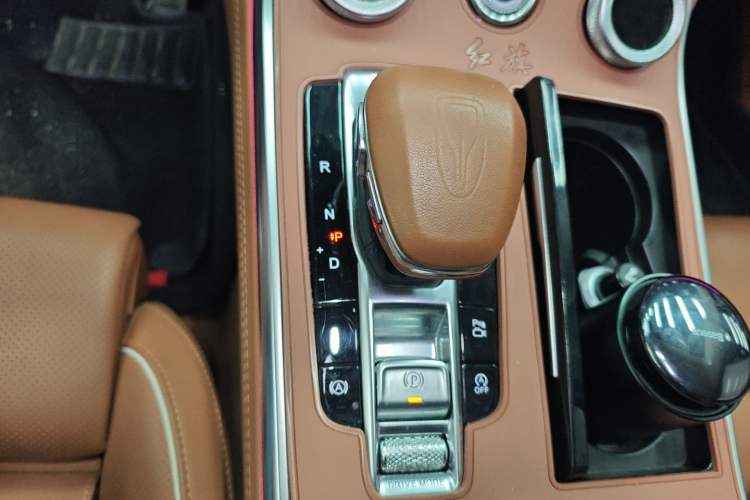Used Hongqi H9 2020 2.0T Smart Connect Flagship Edition Gear Lever