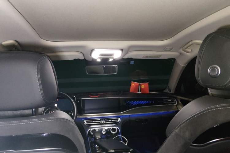 Used Hongqi H9 2020 Revised Version 2.0T Smart Connect Flagship Edition Headliner