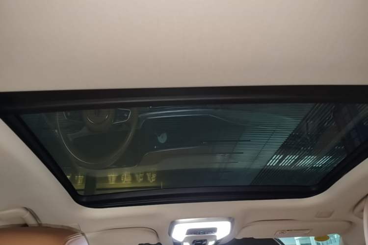 Used Hongqi H9 2020 Revised Version 2.0T Smart Connect Flagship Edition Headliner