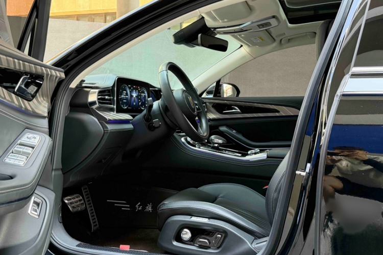 Used Hongqi H9 2020 2.0T Smart Connect Flagship Edition Interior 1