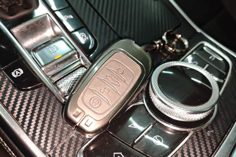Used Hongqi H9 2020 2.0T Smart Connect Flagship Edition Interior 1