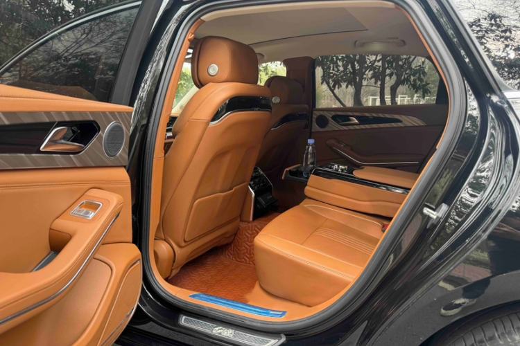 Used Hongqi H9 2020 2.0T Smart Connect Flagship Edition Interior 2