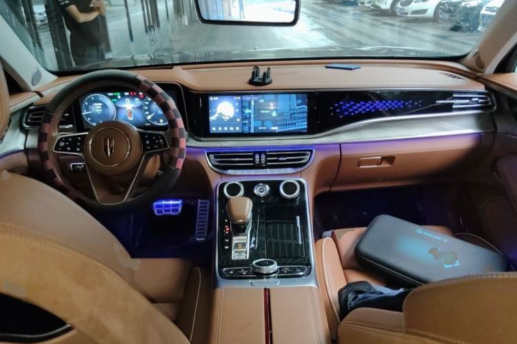 Used Hongqi H9 2020 2.0T Smart Connect Flagship Edition Interior 2