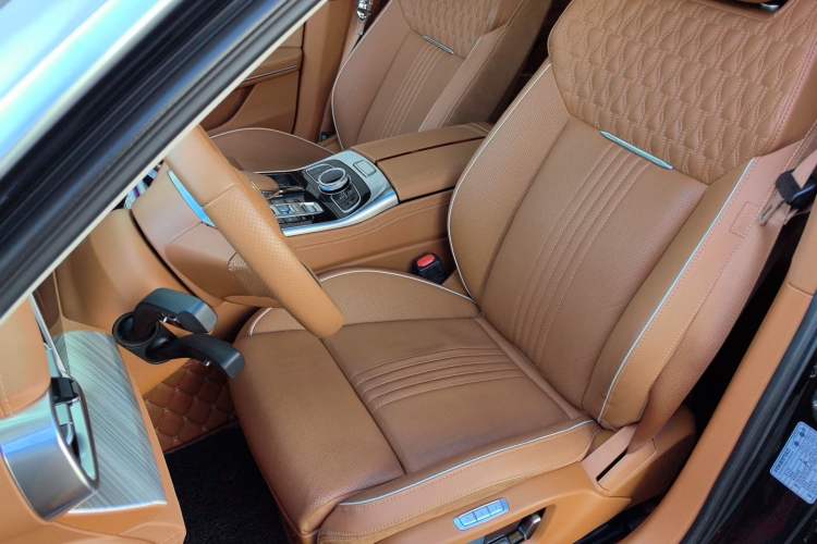 Used Hongqi H9 2020 3.0T Smart Connect Flagship Edition Interior 2